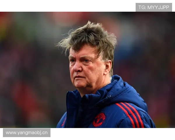 曼联复兴之路遭遇瓶颈：范加尔战术革命撕裂球员心态，豪门崛起与堕落之谜！