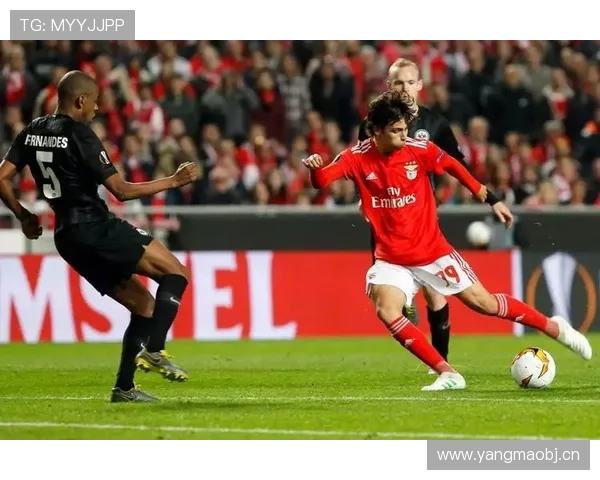 菲利克斯的影锋与前腰融合战术解析