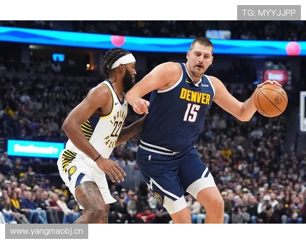 张伯伦背身单打与约基奇策应得分结构差异